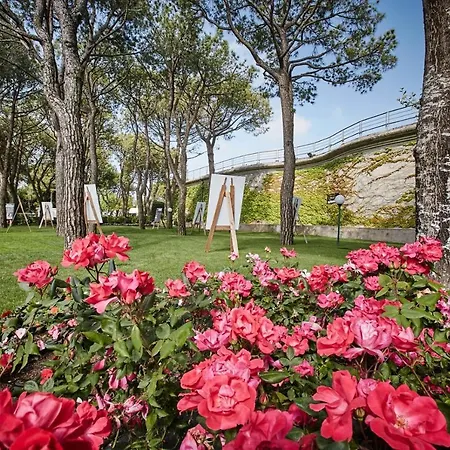 Campingplatz Victoria Mobilehome In Village Mediterraneo 4*